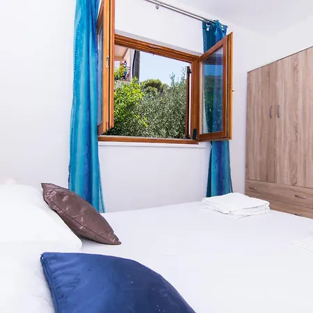 With A Parking Space - 17609 Appartement