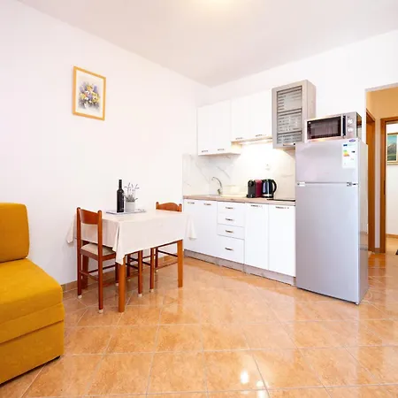 דירה With Parking Space - 17609