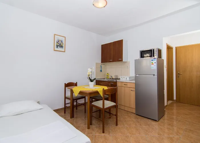 With Parking Space - 17609 Apartament Trogir