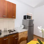Apartment With Parking Space - 17609 *