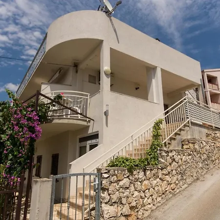 Apartment With A Parking Space - 17609